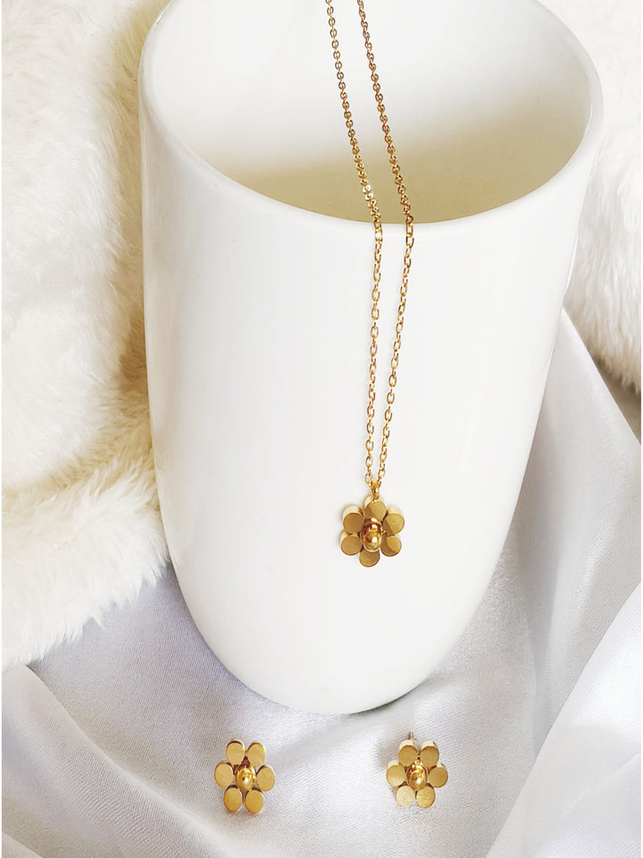 Gold Plated Stainless Steel Tarnish Free Waterproof Floral Necklace