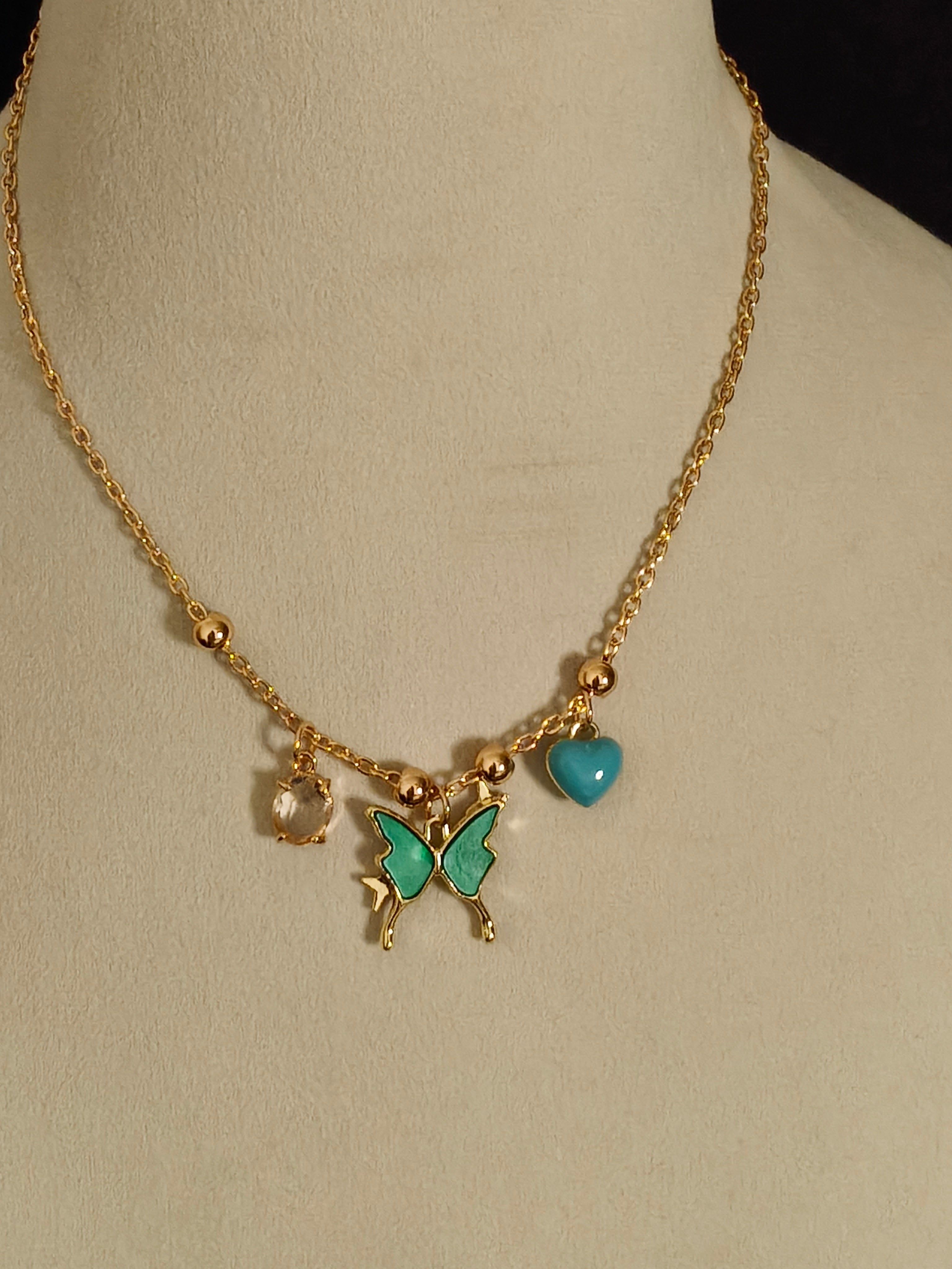 Gold-Plated Stainless Steel Tarnish-Free Waterproof Floral Charm Chain Necklace