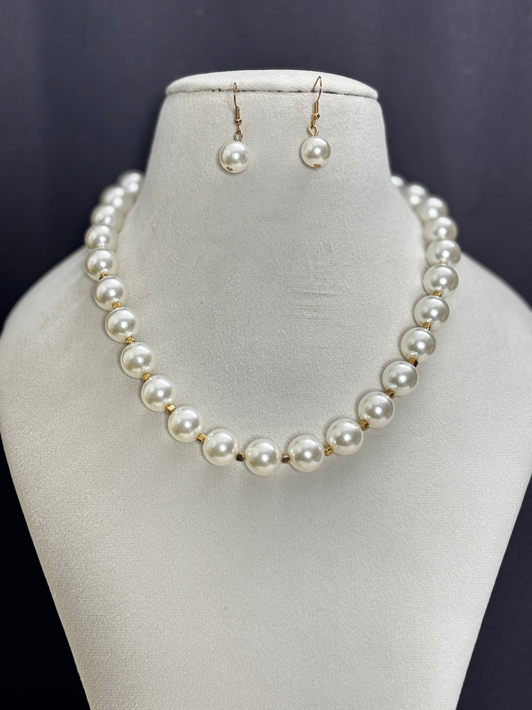 Pearl Necklace Set