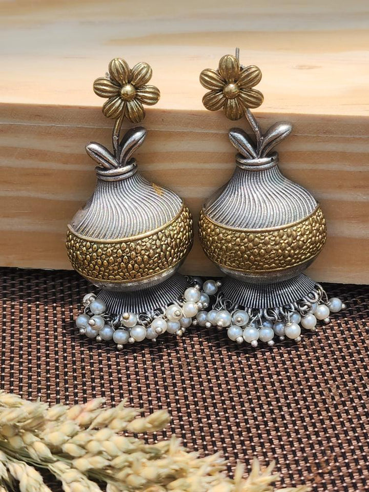 GOLD & SILVER OXIDISED EARRING