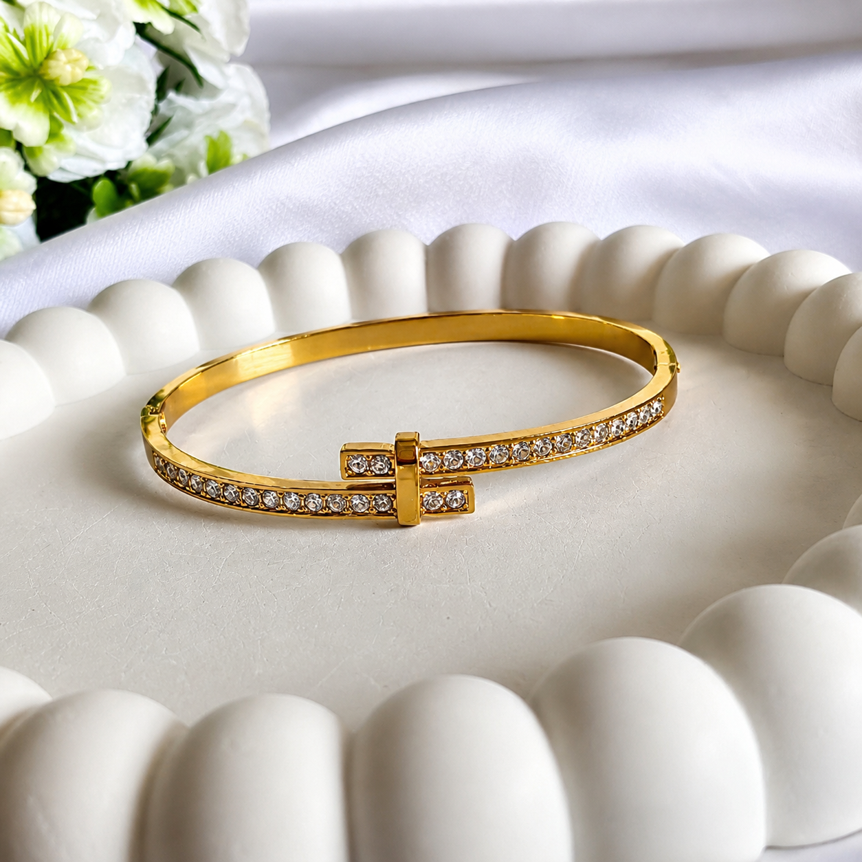Antitarnish unique bracelets