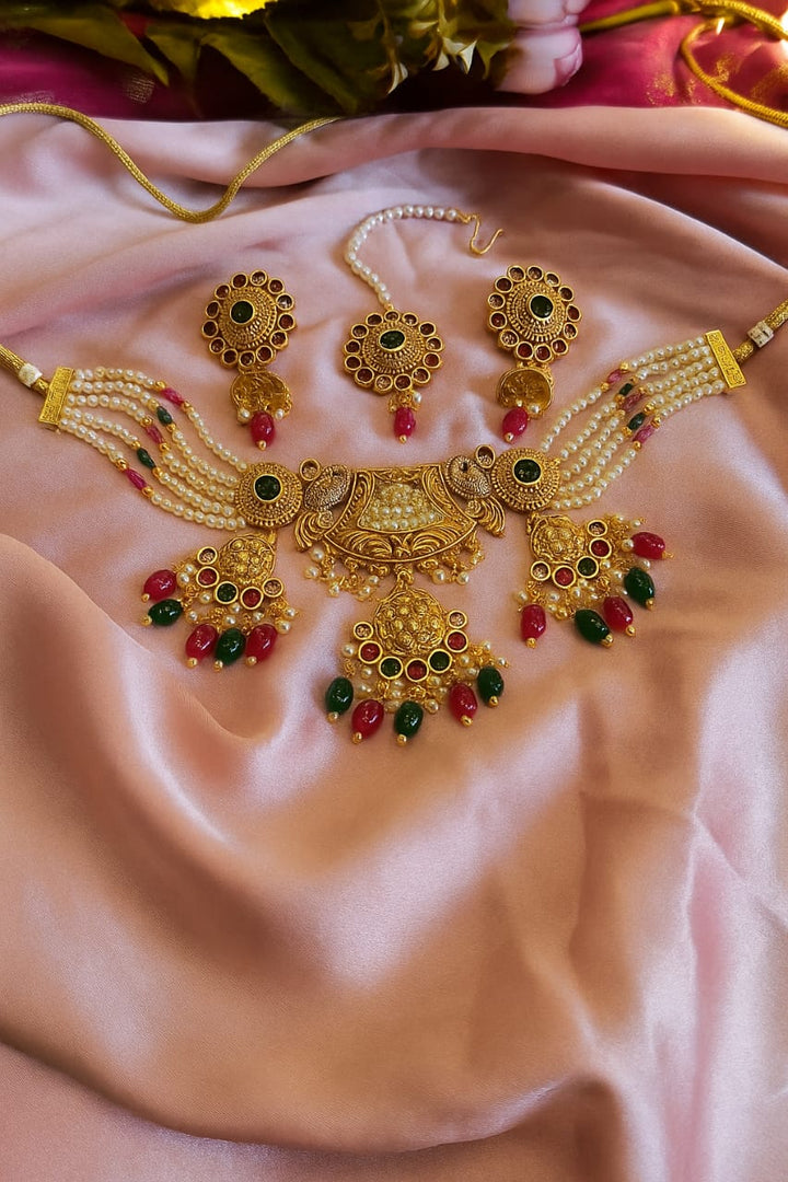 Brass Emerald–Ruby Pearl Choker