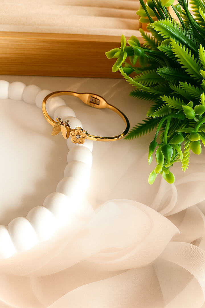 Women's Anti Tarnish Stylish Bracelets