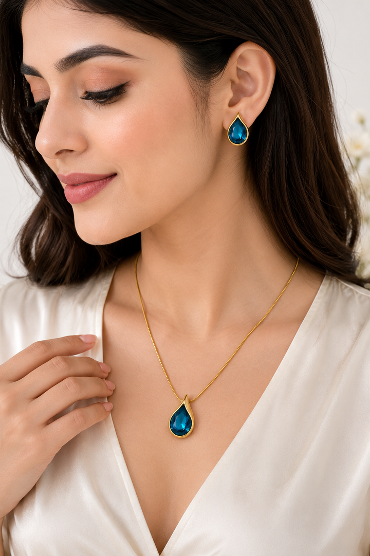 Anti-Tarnish Pendant Chain with Earrings