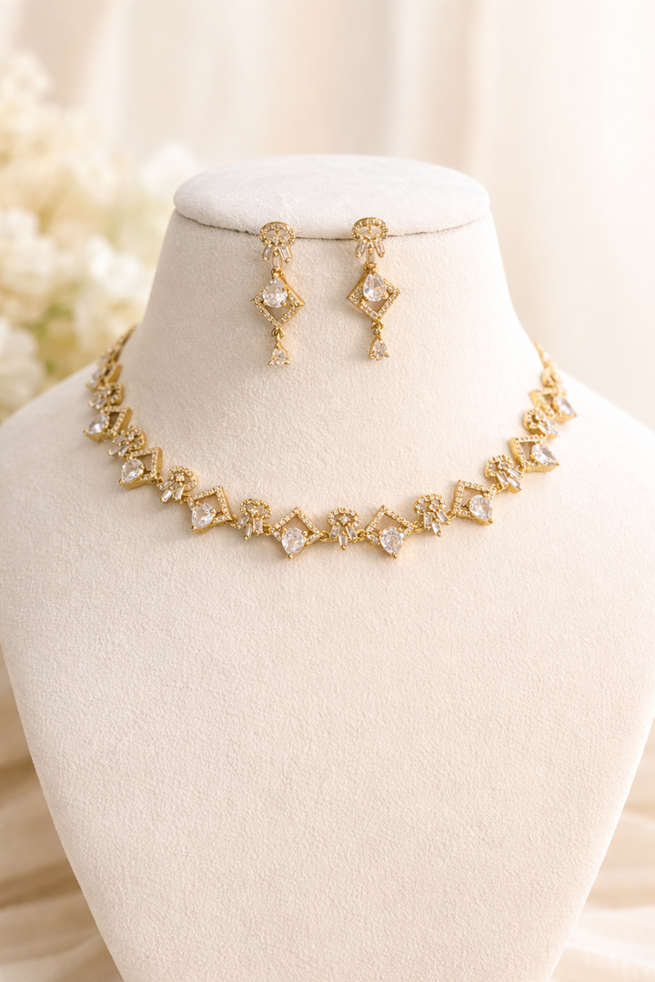 GOLDEN ELSIE VICTORIAN JEWELLERY SET