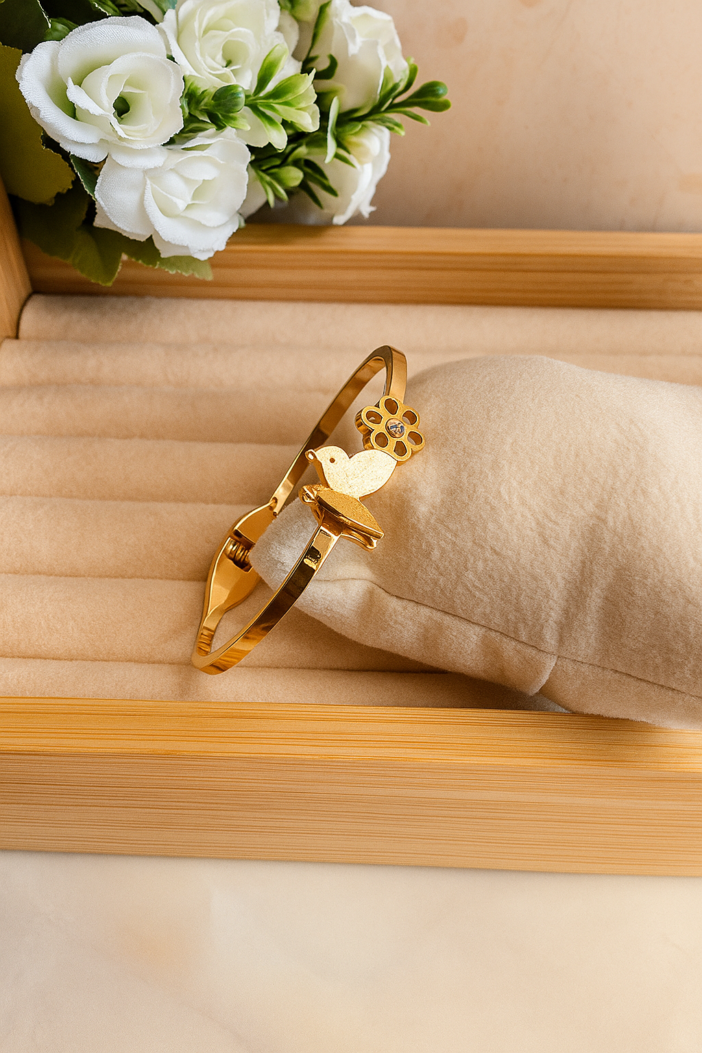 Women's Anti Tarnish Stylish Bracelets